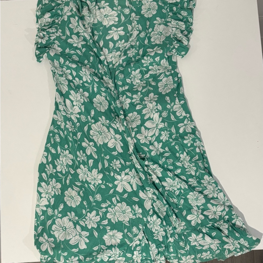 Billabong Green and White Off-the-Shoulder Sundress